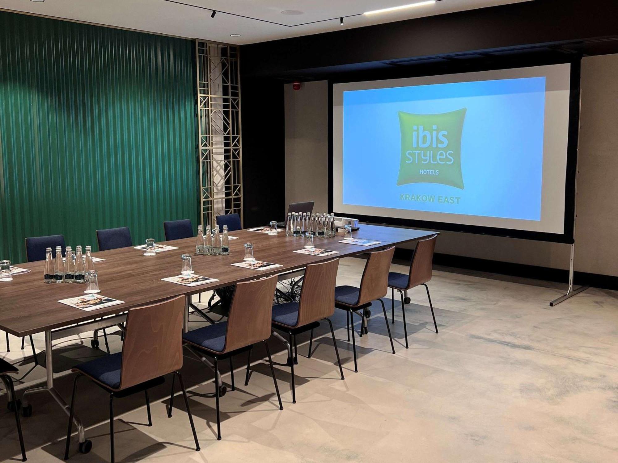 ibis Styles Kraków East Cracóvia Exterior foto